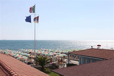 Houses for rent in Marina di Carrara